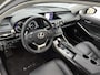 Lexus IS 300h Luxury Line | Schuifdak | Stoelgeheugen | Leer | Parkeersensoren |