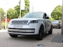 Land Rover Range Rover P550e SV PHEV | SV lak Ethereal Frost Silver | 23"SV velgen
