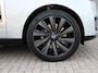 Land Rover Range Rover P550e SV PHEV | SV lak Ethereal Frost Silver | 23"SV velgen