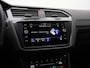 Volkswagen Tiguan 1.4 TSI eHybrid 245 pk DSG R-Line | Trekhaak | Adaptief onderstel | IQ Light | Stuur-/stoelverwarming | Achteruitrijcamera