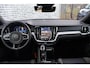 Volvo V60 2.0 T6 Plug-in hybrid AWD Plus Dark | 360 camera | Schuif-\-kanteldak | Adaptieve Cruise Control | Harman Kardon | Trekhaak |