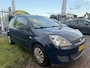 Ford Fiesta 1.3-8V Style inruil auto ! met apk !