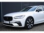 Volvo V90 T6 Automaat AWD Ultra Dark | Verwarmde Voorstoelen en Stuurwiel | Standkachel | Panoramisch Schuif-/Kanteldak | Harman Kardon Premium Audio | 360º Camera | Gelamineerde zijruiten en achterruit | Zonnescherm Zijramen Achter