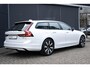 Volvo V90 T6 Automaat AWD Ultra Dark | Verwarmde Voorstoelen en Stuurwiel | Standkachel | Panoramisch Schuif-/Kanteldak | Harman Kardon Premium Audio | 360º Camera | Gelamineerde zijruiten en achterruit | Zonnescherm Zijramen Achter