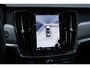 Volvo V90 T6 Automaat AWD Ultra Dark | Verwarmde Voorstoelen en Stuurwiel | Standkachel | Panoramisch Schuif-/Kanteldak | Harman Kardon Premium Audio | 360º Camera | Gelamineerde zijruiten en achterruit | Zonnescherm Zijramen Achter