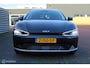 Kia EV6 Light Edition 58 kWh, 3 fase, Stoel-stuurverwarming, Donker glas, Clima, Navi, App connect, Pdc voor + achter + camera, Cruise