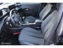 Peugeot 208 1.2 100 PK Turbo PureTech Blue Lease Allure, Trekhaak, Donker glas, Pdc + Camera, Cruise, Clima, Half leer, Navi + App connect, Nieuwe Distributieriem.