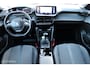 Peugeot 208 1.2 100 PK Turbo PureTech Blue Lease Allure, Trekhaak, Donker glas, Pdc + Camera, Cruise, Clima, Half leer, Navi + App connect, Nieuwe Distributieriem.