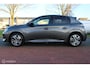 Peugeot 208 1.2 100 PK Turbo PureTech Blue Lease Allure, Trekhaak, Donker glas, Pdc + Camera, Cruise, Clima, Half leer, Navi + App connect, Nieuwe Distributieriem.