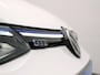 Volkswagen Golf 1.4 eHybrid 245 pk DSG GTE | Panoramadak | Trekhaak | IQ Light | Head-up display | Stuur-/stoelverwarming | Achteruitrijcamera