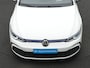 Volkswagen Golf 1.4 eHybrid 245 pk DSG GTE | Panoramadak | Trekhaak | IQ Light | Head-up display | Stuur-/stoelverwarming | Achteruitrijcamera