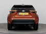 Toyota Yaris Cross 1.5 Hybrid First Edition Bi-Tone | Metaallak | Stoelverwarming | Parkeersensoren Voor+Achter | LM-Velgen | Donker Getinte Achterruiten |