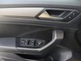 Volkswagen T-Roc 1.5 TSI Life | Parkeersensoren | Adaptieve cruise control | Digital cockpit pro | CarPlay | Stoelverwarming | Airco |