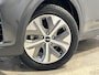 Kia e-Niro DynamicLine 64 kWh 3-fase | Navigatie/Android/Apple Carplay | LM Velgen 17" |Cruise Control Adaptief | Warmtepomp |