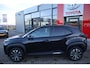 Toyota Yaris Cross HYBRID 115 DYNAMIC STOEL/STUUR/VOORRUITVERW. ANDROID/APPLE KEYLESS CAMERA NAVI 17"LM-VELGEN