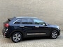 Kia Niro 1.6 GDi PHEV ExecutiveLine | Leder | Navigatie | Schuif/kanteldak | Afneembare trekhaak | JBL sound | Stoelverwarming&koeling | Apple CarPlay | Camera | LED | DAB | Adaptieve cruise | Lane assist | Dodehoekdetectie | Volledig onderhouden