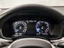 Volvo V60 2.0 B3 Sport 177Pk Automaat (APPLE CARPLAY, GROOT NAVI, GETINT GLAS, CAMERA, ADAPTIVE CRUISE, SPORTSTOELEN, GETINT GLAS, KEYLESS, ELEK ACHTERKLEP, NIEUWSTAAT)