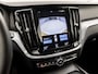 Volvo V60 2.0 B3 Sport 177Pk Automaat (APPLE CARPLAY, GROOT NAVI, GETINT GLAS, CAMERA, ADAPTIVE CRUISE, SPORTSTOELEN, GETINT GLAS, KEYLESS, ELEK ACHTERKLEP, NIEUWSTAAT)