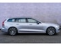 Volvo V60 2.0 T6 Plug-in hybrid AWD Plus Dark Elektrisch verstelbare stoelen | Harmon Kardon | Sportstoelen| Electrisch inklapbare Trekhaak | 360 Camera | Verwarmbare Voorruit