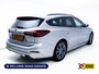 Ford Focus Wagon 1.0 EcoBoost Hybrid ST Line 126 PK | Stoel-, Stuur-, en voorruitverwarming | Privacy Glass | Audio Navigatie SYNC4, Cruise, Led, Lendesteun, Parkeerpilot, Parkeersensoren V+A