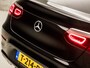 Mercedes-Benz GLC 300e 4MATIC AMG Line 320Pk Automaat (SCHUIFDAK, VIRTUAL COCKPIT, SFEERVERLICHTING, LEDER/ALCANTARA, 360 CAMERA, GROOT NAVI, STOELVERWARMING, NIEUWSTAAT)
