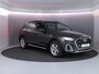 Audi Q5 50 TFSI e S edition 299 pk S-tronic | 92% SOH | Parkeersensoren (Park assist) | Rondomzicht camera | Leder | Stoelverwarming | S-Line |