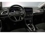 Volkswagen T-Roc Style 1.5 TSI 150pk DSG Automaat Trekhaak, Adaptive cruise control, LED koplampen, Navigatie, Stoelverwarming, Parkeersensoren, App connect