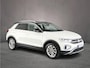 Volkswagen T-Roc Style 1.5 TSI 150pk DSG Automaat Trekhaak, Adaptive cruise control, LED koplampen, Navigatie, Stoelverwarming, Parkeersensoren, App connect