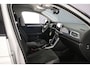 Volkswagen T-Roc Style 1.5 TSI 150pk DSG Automaat Trekhaak, Adaptive cruise control, LED koplampen, Navigatie, Stoelverwarming, Parkeersensoren, App connect