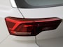 Volkswagen T-Roc 1.5 TSI Style | Digital cockpit Pro | Dodehoek detectie | Stoel- en stuurwielverwarming | Achteruitrijcamera | Parkeerassistent | CarPlay | Adaptieve cruise control |