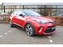 Toyota C-HR 1.8 Hybrid Dynamic Plus Bi-Tone | Rijklaar | Stoel-/stuurverw. | Blind Spot | LED | Apple/Android | Keyless | Parkeersens. v+a