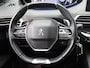 Peugeot 3008 1.2 PureTech GT Line | Trekhaak | Navigatie | All-weather banden | Apple en Android