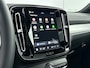 Volvo XC40 B4 Plus Dark | 19" | Leder/Nubuck | Panoramadak | 360 Camera | Pixel LED | Getint Glas | Harman Kardon | Elektr. verst. Stoelen | Stoel/Stuurverwarming | Adaptieve Cruise | BLIS