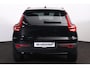 Volvo EX40 Extended Range Ultra Black Ed. 82 kWh - Panorama/schuifdak - IntelliSafe Assist & Surround - 360º Camera - Harman/Kardon audio - Verwarmde voorstoelen, stuur & achterbank - Parkeersensoren voor & achter - Elektr. bedienb. voorstoelen met geheugen links - Draadloze tel. lader - Warmtepomp - Extra getint glas - 20' LMV