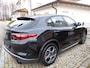 Alfa Romeo Stelvio 2.0T Q4 Ti (206kW/280pk) ** Bi-XENON/LED, NAVI+, LEDER, ACC, 19-inch LMV, MEM ** 1e EIG - 16.700 km - UNFALLFREI ** ** INFORMEER OOK NAAR ONZE AANTREKKELIJKE FINANCIAL-LEASE TARIEVEN **