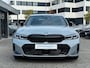BMW 3-Serie 320d xDrive M-SPORT ** LASER, NAVI+, LEDER, HuD, ACC, SCHUIF/KANTEL, 19-inch LMV, H&K ** 1e EIG - UNFALLFREI - BMW GAR ** ** INFORMEER OOK NAAR ONZE AANTREKKELIJKE FINANCIAL-LEASE TARIEVEN **