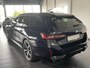 BMW 5-Serie Touring 540d xDrive M-SPORT Pro ** LED, PANORAMA, LEDER, 20-inch LMV, ICONIC GLOW, TREKH ** Ex BMW - € 29.800 onder NP ** ** INFORMEER OOK NAAR ONZE AANTREKKELIJKE FINANCIAL-LEASE TARIEVEN **