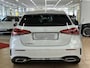 Mercedes-Benz A-klasse 250e AMG ** LED, MBUX+, DISTR, PANORAMA, HuD, 2-Zone CLIMA, 19-inch LMV, ** 1e EIG - UNFALLFREI ** ** INFORMEER OOK NAAR ONZE AANTREKKELIJKE FINANCIAL-LEASE TARIEVEN **