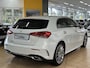 Mercedes-Benz A-klasse 250e AMG ** LED, MBUX+, DISTR, PANORAMA, HuD, 2-Zone CLIMA, 19-inch LMV, ** 1e EIG - UNFALLFREI ** ** INFORMEER OOK NAAR ONZE AANTREKKELIJKE FINANCIAL-LEASE TARIEVEN **