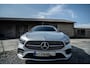 Mercedes-Benz A-klasse 250e AMG ** LED, MBUX+, 19-inch LMV, ADAPT. CRUISE, NIGHT PAKKET ** 1e EIG - UNFALLFREI - JUNGE STERNE ** ** INFORMEER OOK NAAR ONZE AANTREKKELIJKE FINANCIAL-LEASE TARIEVEN **