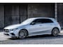 Mercedes-Benz A-klasse 250e AMG ** LED, MBUX+, 19-inch LMV, ADAPT. CRUISE, NIGHT PAKKET ** 1e EIG - UNFALLFREI - JUNGE STERNE ** ** INFORMEER OOK NAAR ONZE AANTREKKELIJKE FINANCIAL-LEASE TARIEVEN **