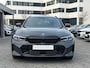 BMW 3-Serie Touring 320d xDrive M-SPORT ** LED, NAVI+, PANORAMA, HuD, TREKH, 19-inch LMV, DRAVIT GRAU ** 1e EIG - UNFALLFREI ** ** INFORMEER OOK NAAR ONZE AANTREKKELIJKE FINANCIAL-LEASE TARIEVEN **