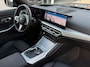 BMW 3-Serie Touring 320d xDrive M-SPORT ** LED, NAVI+, HALF-LEDER, PANO, H&K, HuD, TREKH, 19-inch LMV ** 1e EIG - UNFALLFREI ** ** INFORMEER OOK NAAR ONZE AANTREKKELIJKE FINANCIAL-LEASE TARIEVEN **