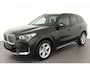 BMW X1 sDrive18iA xLine ** ADAPT. LED, LEDER, PANORAMA, TREKH, ADAPT. CRUISE, ACT. SPORTST ** 1e EIG - Ex BMW-AG - UNFALLFREI ** ** INFORMEER OOK NAAR ONZE AANTREKKELIJKE FINANCIAL-LEASE TARIEVEN **