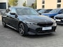 BMW 3-Serie 320d xDrive M-SPORT ** LED, NAVI+, HALF-LEDER, HuD, ACC, 19-inch LMV, DRAVIT GRAU ** 1e EIG - UNFALLFREI - BMW GAR ** ** INFORMEER OOK NAAR ONZE AANTREKKELIJKE FINANCIAL-LEASE TARIEVEN **