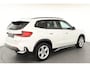 BMW X1 sDrive18iA xLine ** ADAPT. LED, LEDER, PANORAMA, TREKH, ADAPT. CRUISE, ACT. SPORTST ** 1e EIG - Ex BMW-AG - UNFALLFREI ** ** INFORMEER OOK NAAR ONZE AANTREKKELIJKE FINANCIAL-LEASE TARIEVEN **
