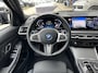 BMW 3-Serie Touring 330e M-SPORT ** ADAPT. LED, HALF-LEDER, HuD, ACC, SHADOW LINE, H&K SOUND, 19-inch LMV ** 1e EIG - UNFALLFREI ** ** INFORMEER OOK NAAR ONZE AANTREKKELIJKE FINANCIAL-LEASE TARIEVEN **