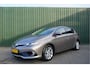 Toyota Auris 1.8 Hybrid Dynamic 5-drs + Trekhaak/ Navi/ Camera/ Keyless/ Garantie!