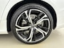 Volvo V60 T8 Recharge Ultra Dark | 19" | Bowers & Wilkins | Geventileerd Nappa | Massagestoelen | Trekhaak | Panoramadak | Head-up | 360 Camera | Elektr. verst. Stoelen | Full LED