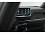 Peugeot e-2008 EV GT Pack 50 kWh |SOH=92,5%| Schuif-/Kanteldak | Adaptieve Cruise Control | Camera | Dodehoekdetectie |